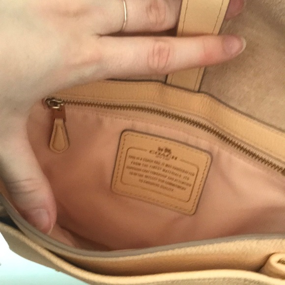 Baby pink coach bag - Picture 4 of 5